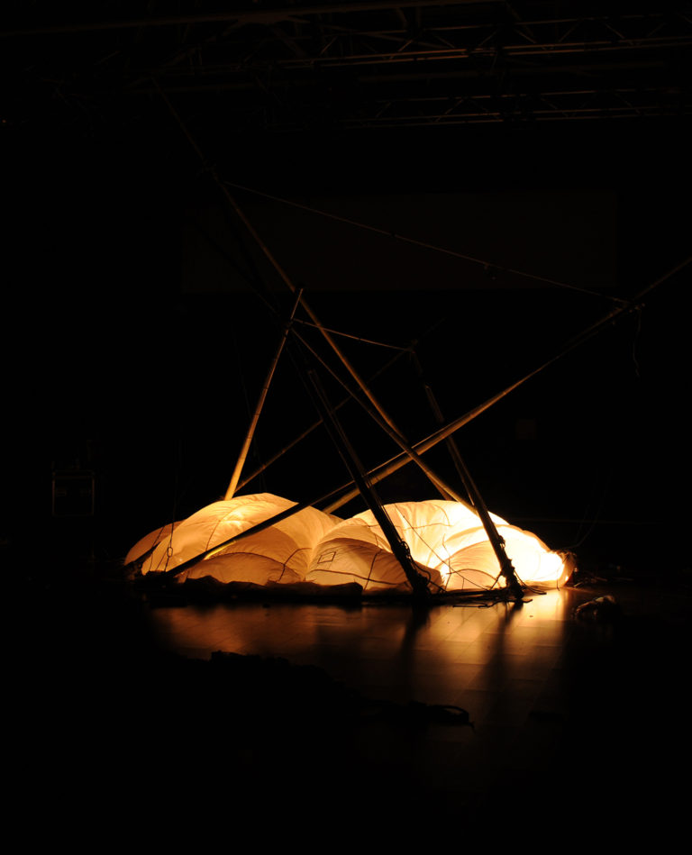 Qui pousse - Cie Lunatic©Cécile Mont-Reynaud